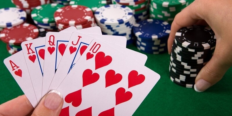 Thùng phá sảnh trong poker là gì? Cùng tìm hiểu với casino Jun88 5 Thùng phá sảnh trong poker